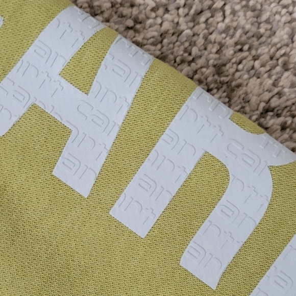 Carhartt Embossed Logo Detail Womens Sweatshirt Heavy Weight Fleece Size M NWT - Picture 3 of 8